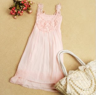 2011 夏女装新品，甜美立体玫瑰花朵吊带裹胸连衣裙